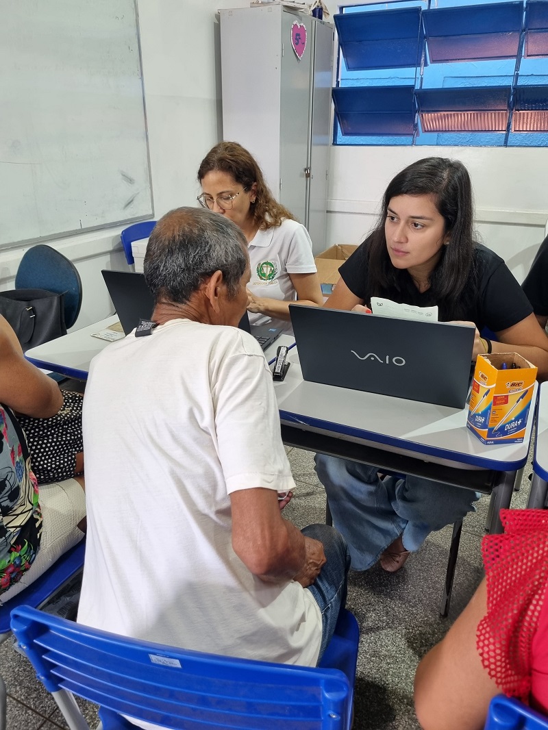 Van Todos em Acao 2