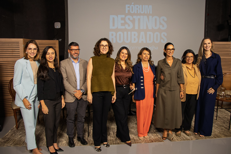 Forum Destinos Roubados 1