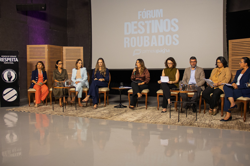Defensoria Pública discute enfrentamento ao feminicídio e detalha rede de proteção em fórum sobre violência contra a mulher 