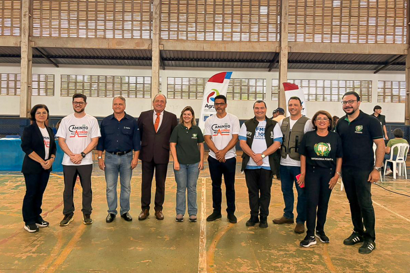 Van Direitos em Terenos 3