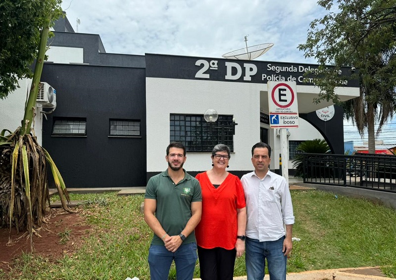Defensoria de MS expõe realidade alarmante: presos em delegacias enfrentam escassez de água e infestação de baratas